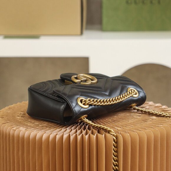 GUCCI Black Leather GG Marmont Shoulder Bag - Picture 5 of 9